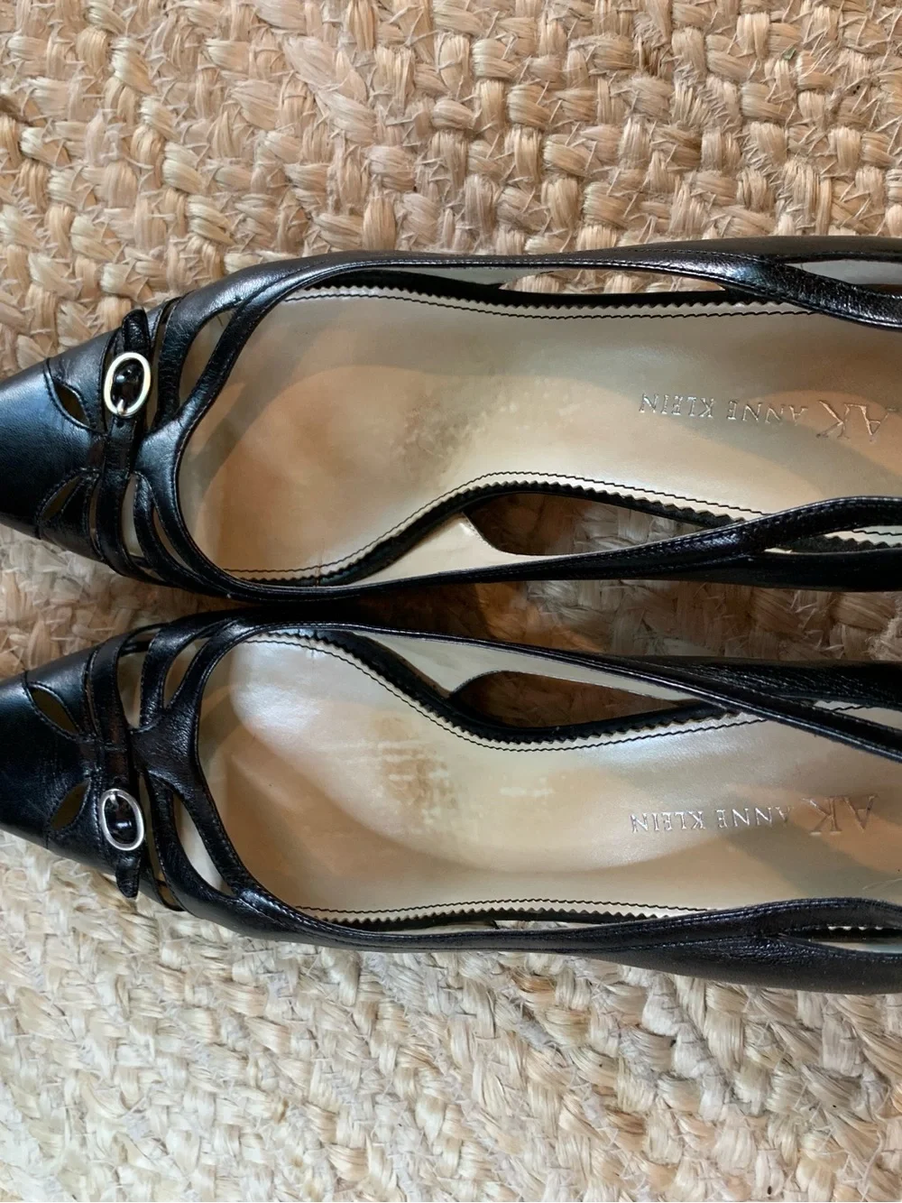 Anne Klein Black Pointed-Toe Cutout Leather Heels